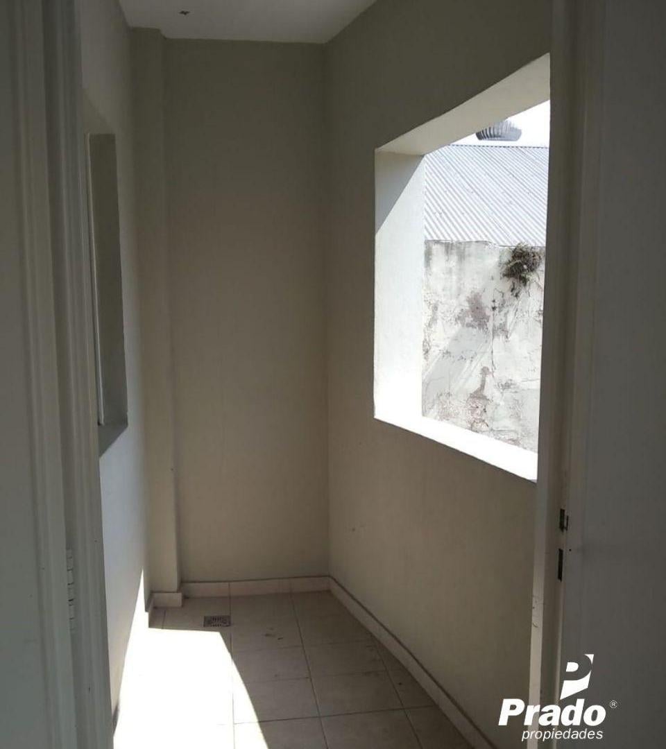 Foto de DEPTO 1 DORM - ZONA CENTRO LA PLATA - CON BALCON, imagen 4