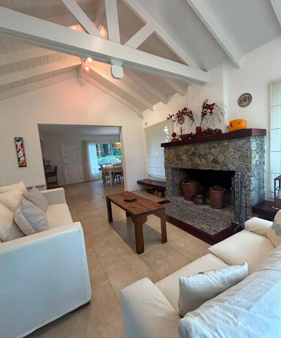 Foto de Carilo Casa Brujas, imagen 3
