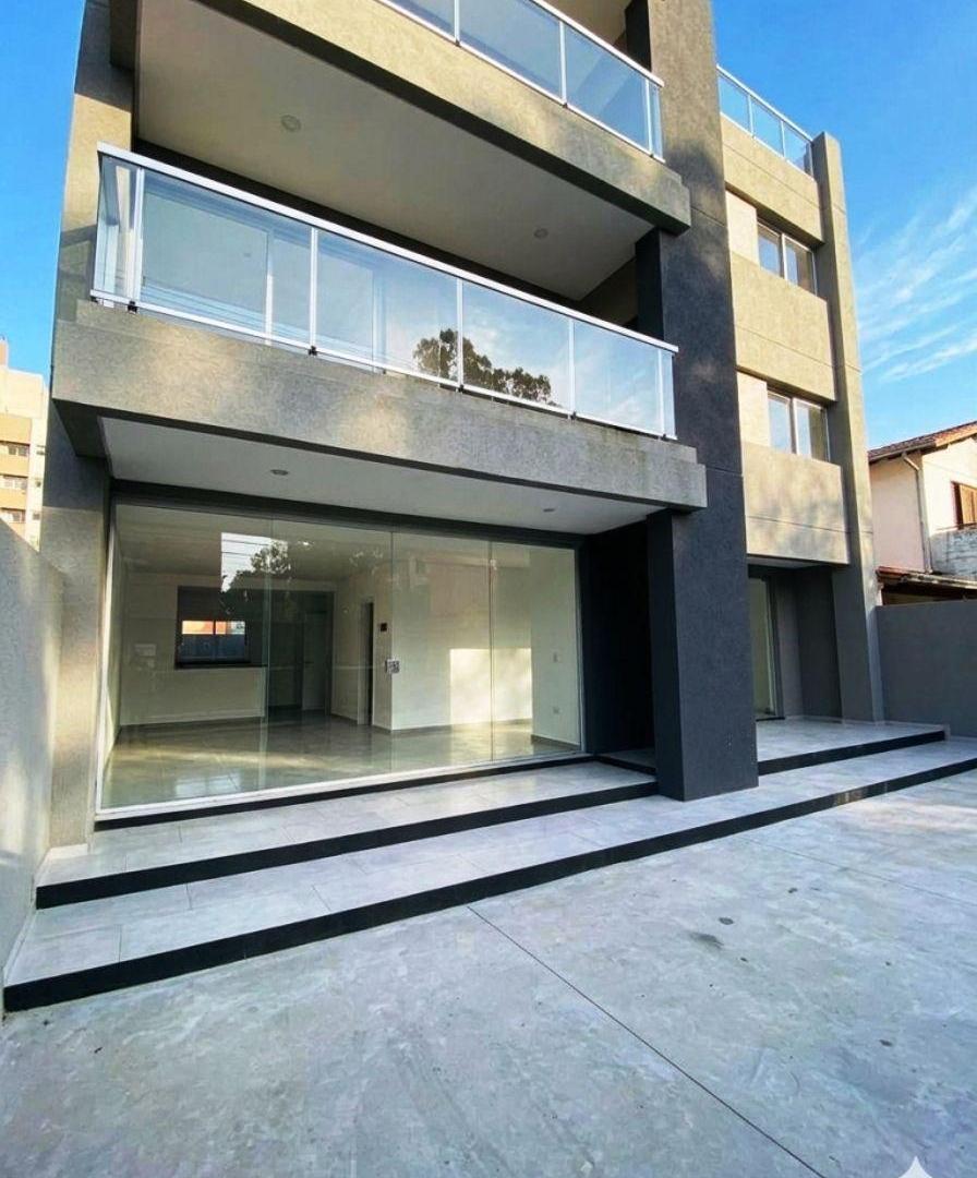 Foto de En Pinamar local en Alquiler. Apto profesional. Zona centro., imagen 1