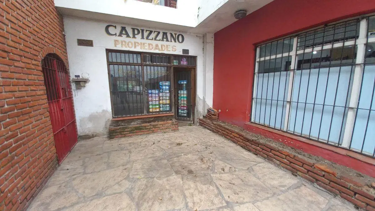 VENTA Av. Juan H Jara 2700 4