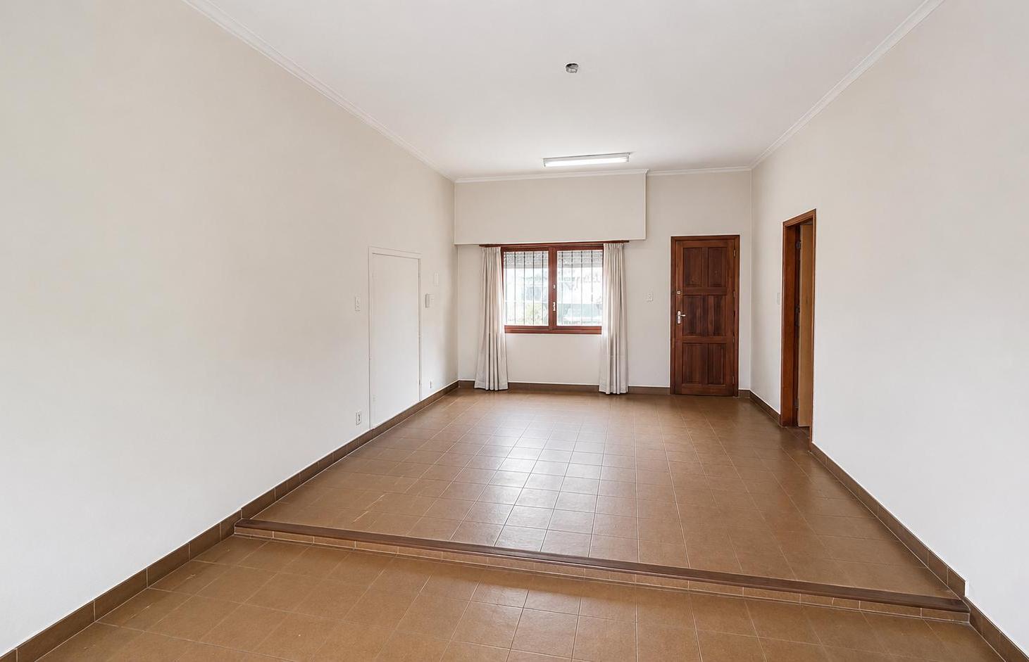 VENTA Av. Juan H Jara 2700