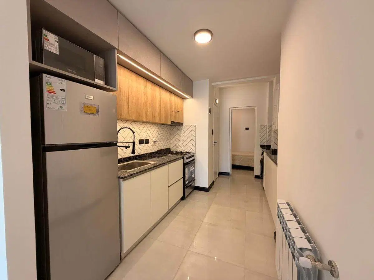 VENTA 3AMB c/dependencia Av. Colon 2300 6º 4