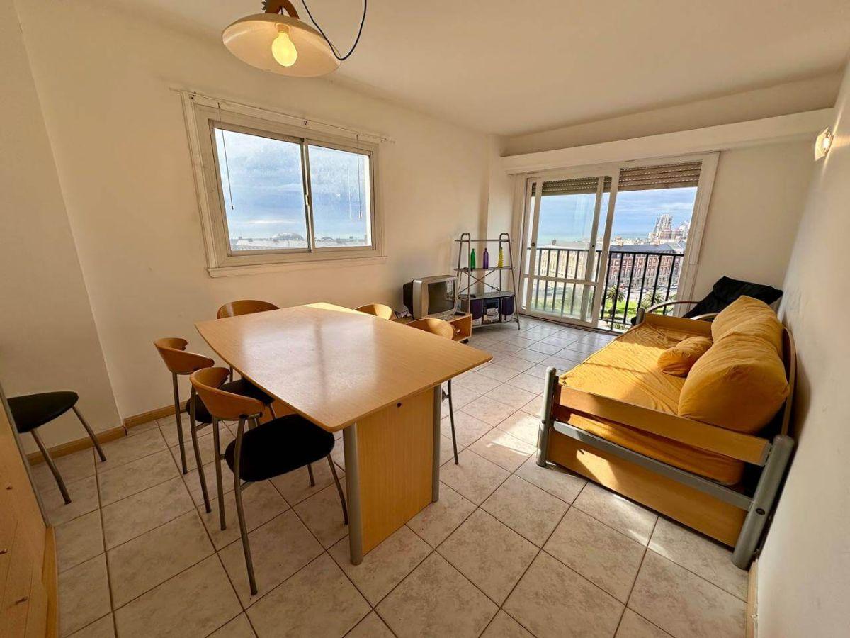 Foto de VENTA 2AMB c/dependencia 2100 10°, imagen 2