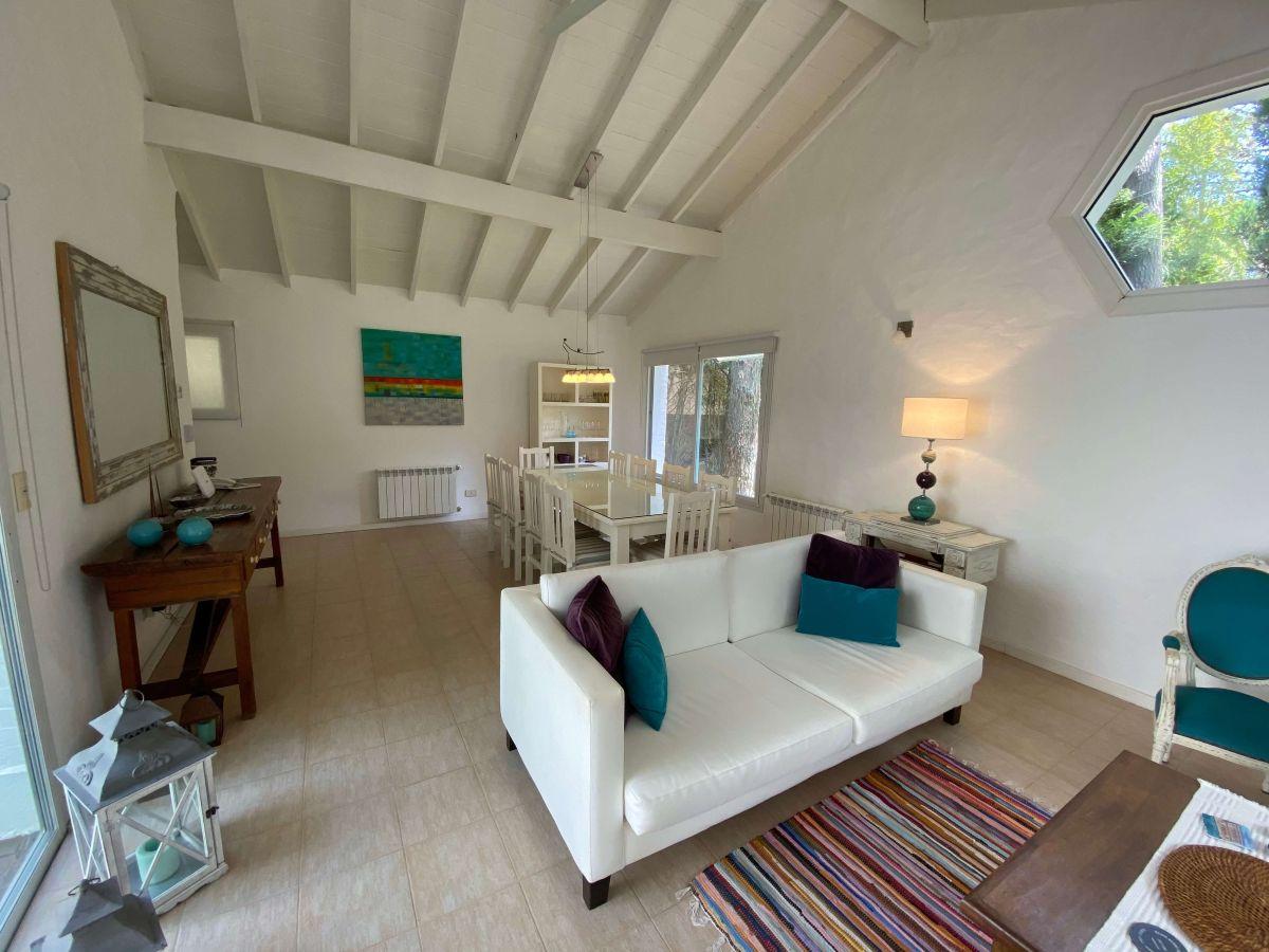 Foto de Alquiler Verano Casa en Carilo, imagen 2