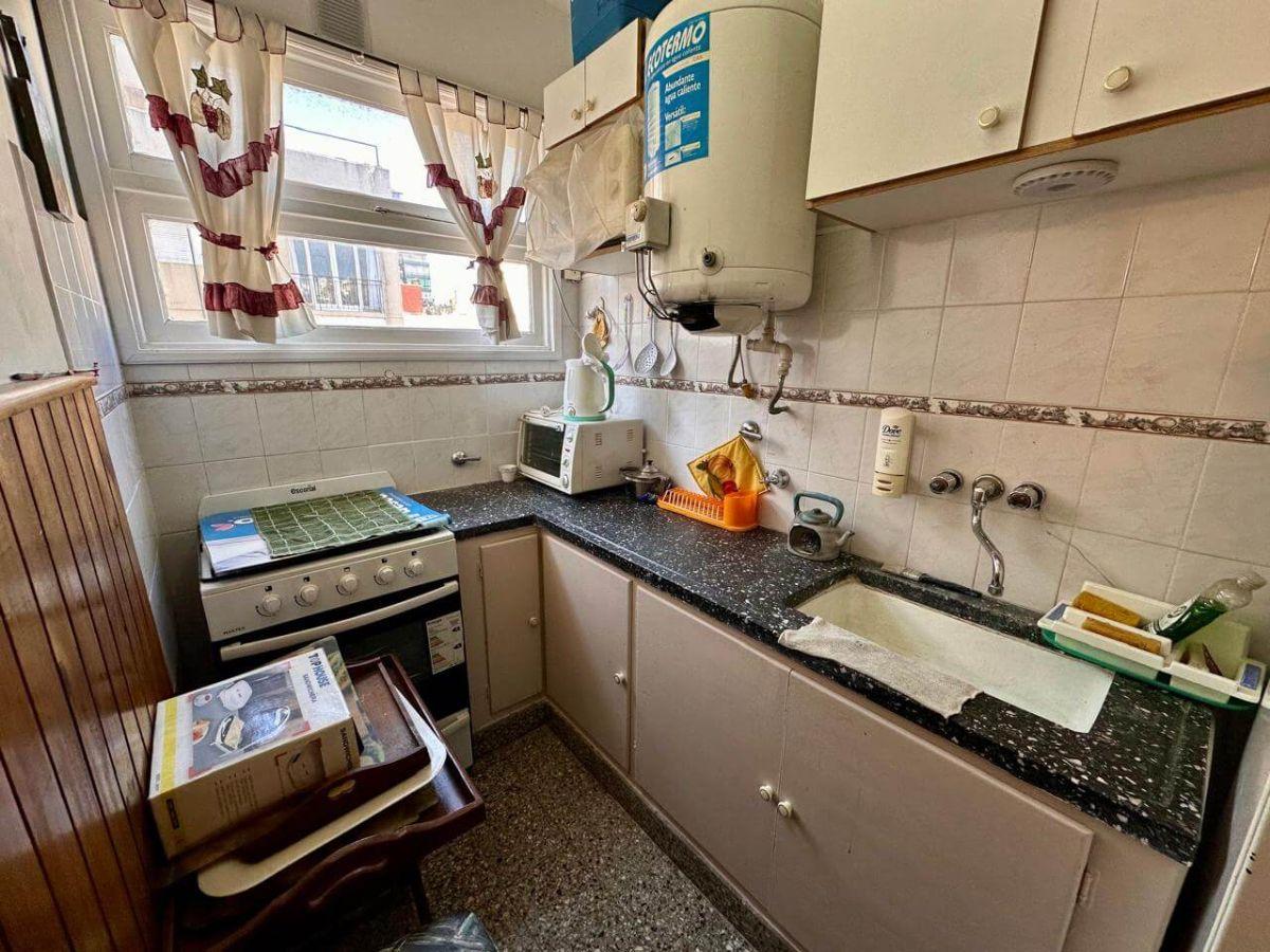 Foto de VENTA 2 AMBIENTES Brown 1900 7°, imagen 5