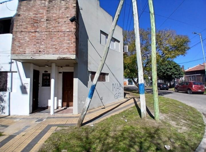 Dúplex 1 dorm con patio y cochera – Ideal 1 persona – Zona Universidades 1