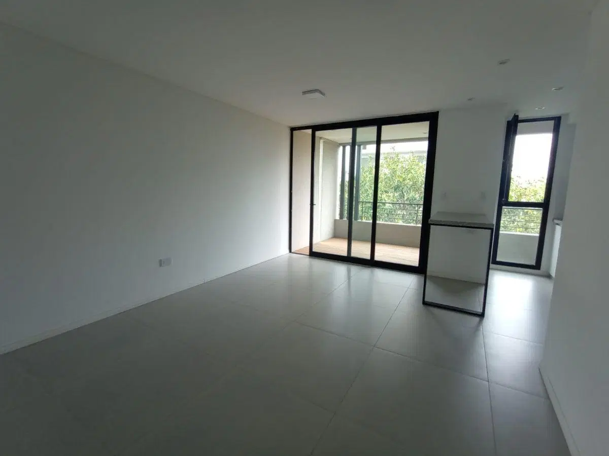 Semipiso de 1 Dormitorio en Venta – Moderno, Luminoso y con Ventilación Cruzada 2