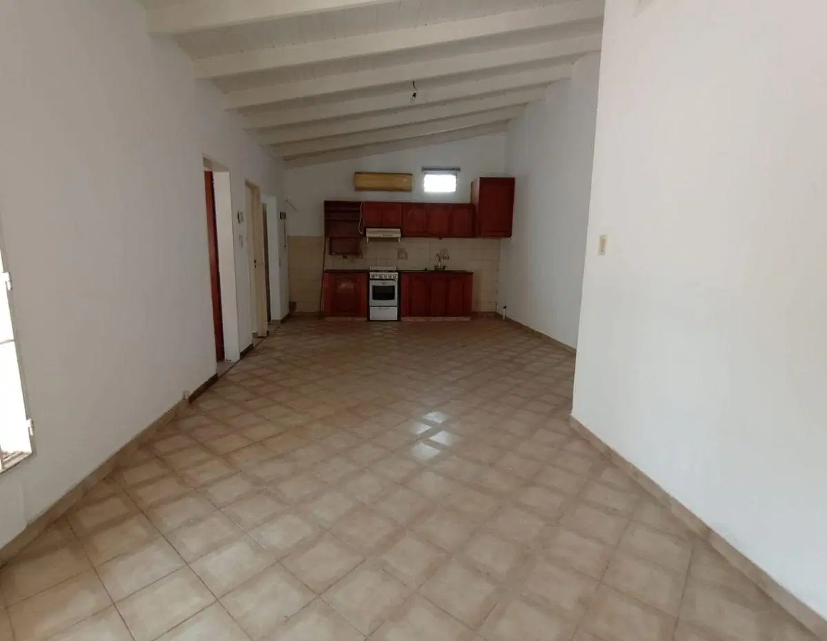 PH Interno de 2 Dormitorios en Alquiler – Luminoso, con Patio y Sin Expensas 5
