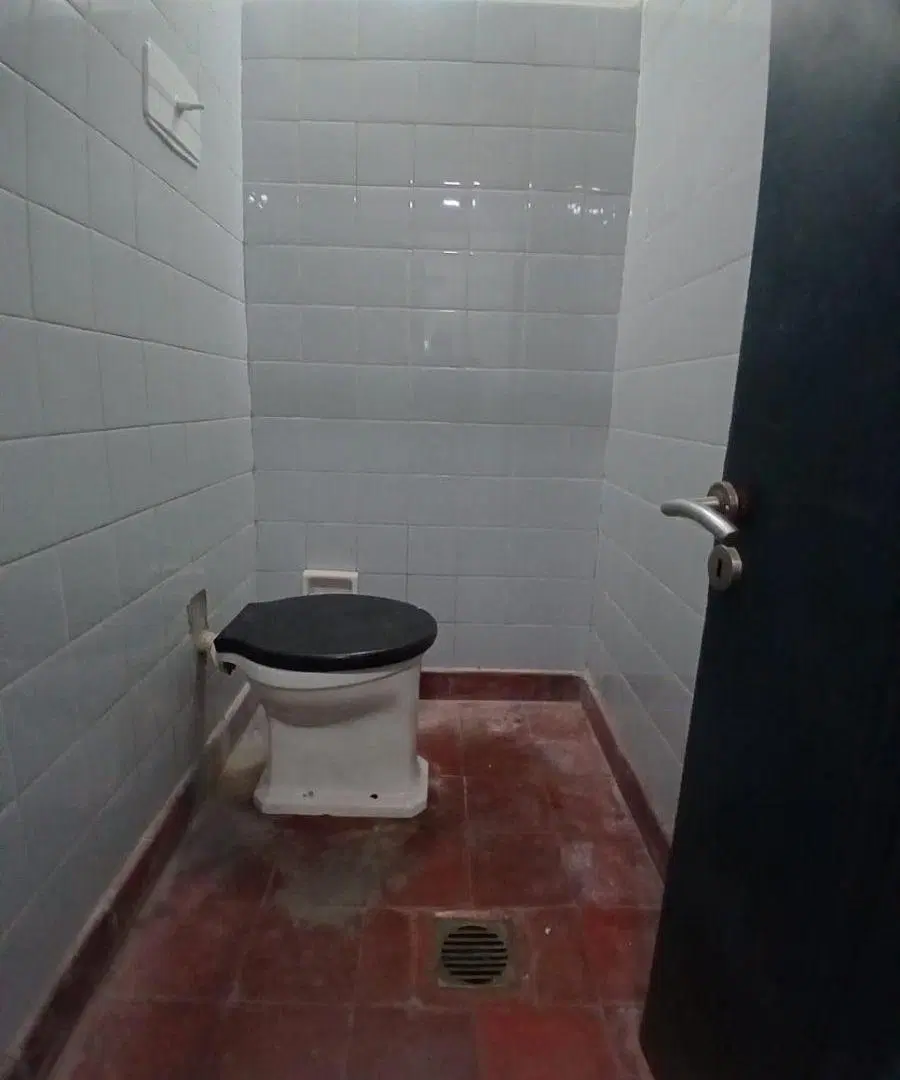 Galpón + local comercial en alquiler sobre Av. 7 | Ideal para taller, logística, depósito o empresa 8