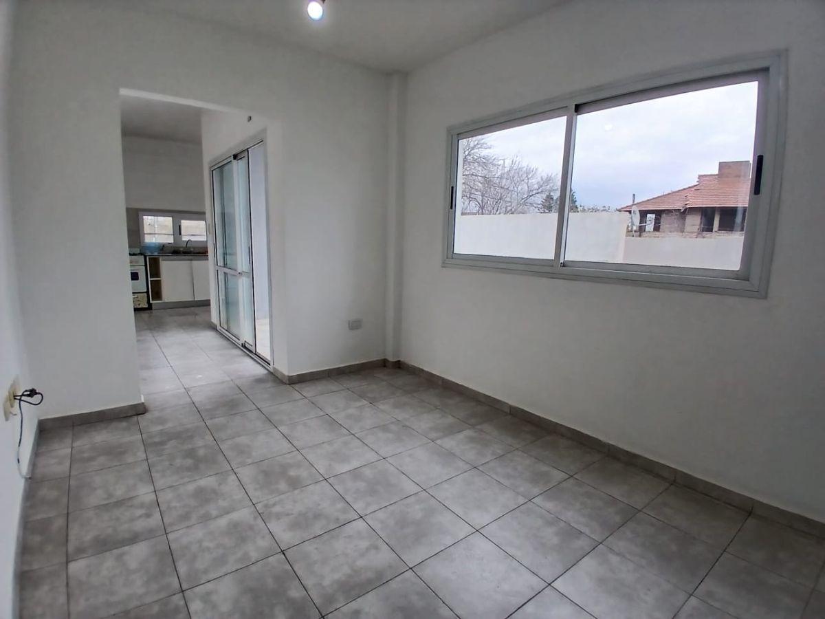Foto de Departamento de 2 dormitorios en alquiler | Cochera y balcón terraza |, imagen 5