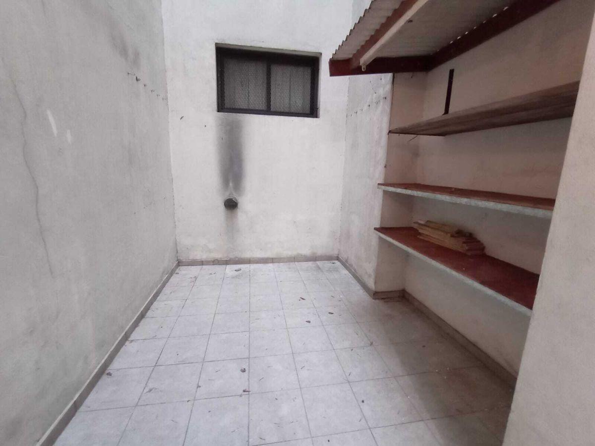 Foto de Monoambiente en planta baja con patio – Excelente ubicación para, imagen 5