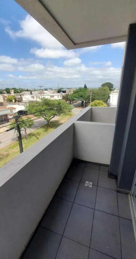 Depto en Alquiler - 1 dormitorio c/balcón, Alto Alberdi 3