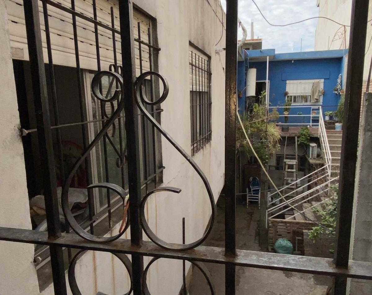 Venta Casa Multifamiliar en Villa Celina 4
