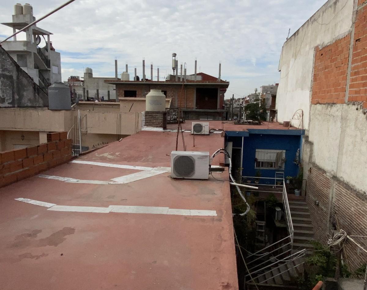 Venta Casa Multifamiliar en Villa Celina 2