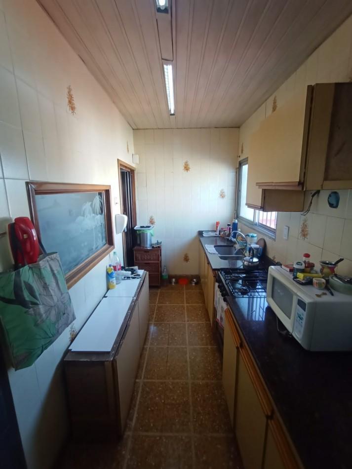 Venta Amplio PH de 3 Ambientes en 1er Piso, Villa Lugano 3
