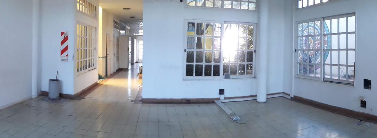 Venta, Predio con Local y Oficinas, Ideal Pyme o Deposito, Villa Soldati 3