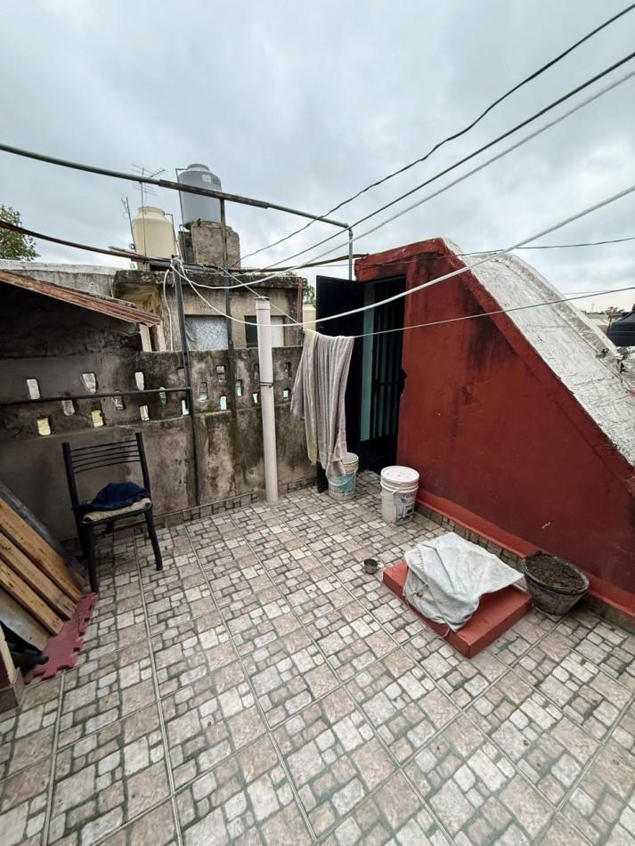 Venta Vivienda en Block Multifamiliar 5 Ambientes, Villa Celina 2