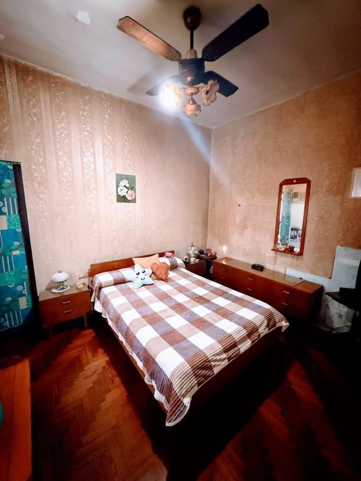 Venta PH de 4 ambientes c/ patio y terraza, Villa Lugano