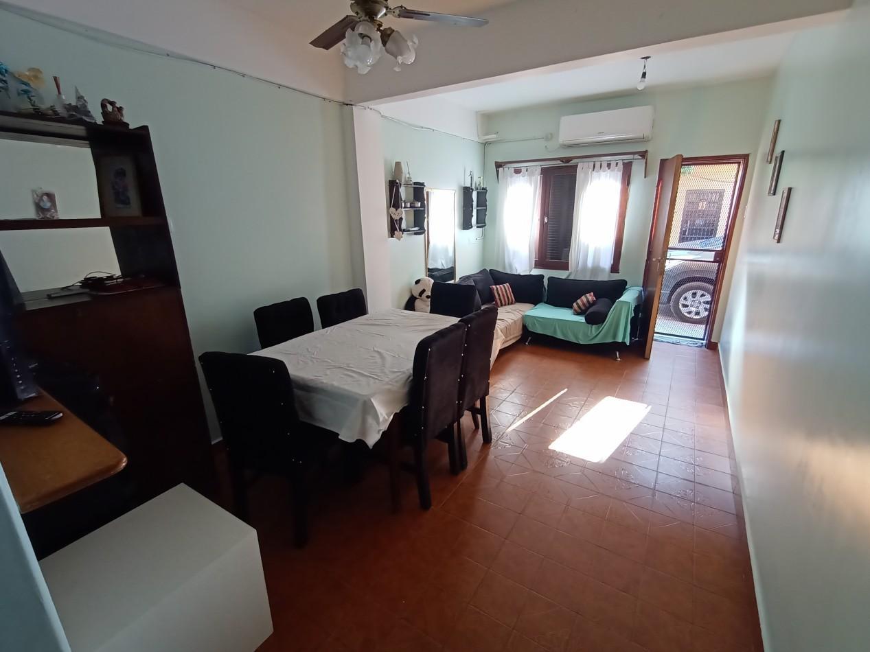 Foto de VENTA CASA 4 AMBIENTES CON COCHERA DOBLE Y PATIO. VILLA CELINA. BARRIO, imagen 5