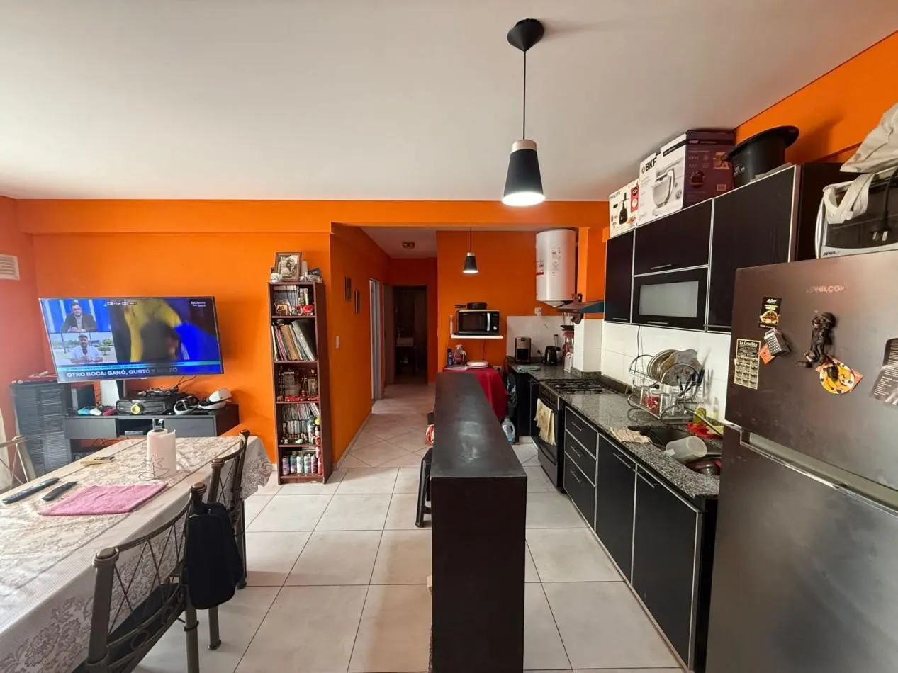 Venta departamento 3 ambientes con cochera, Villa Lugano 5