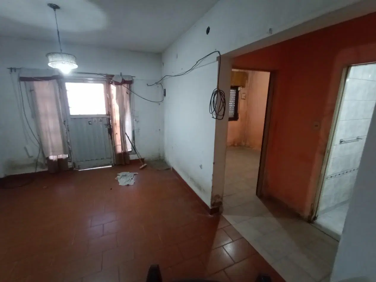 Venta de dos viviendas en block, Ing. Budge. 2
