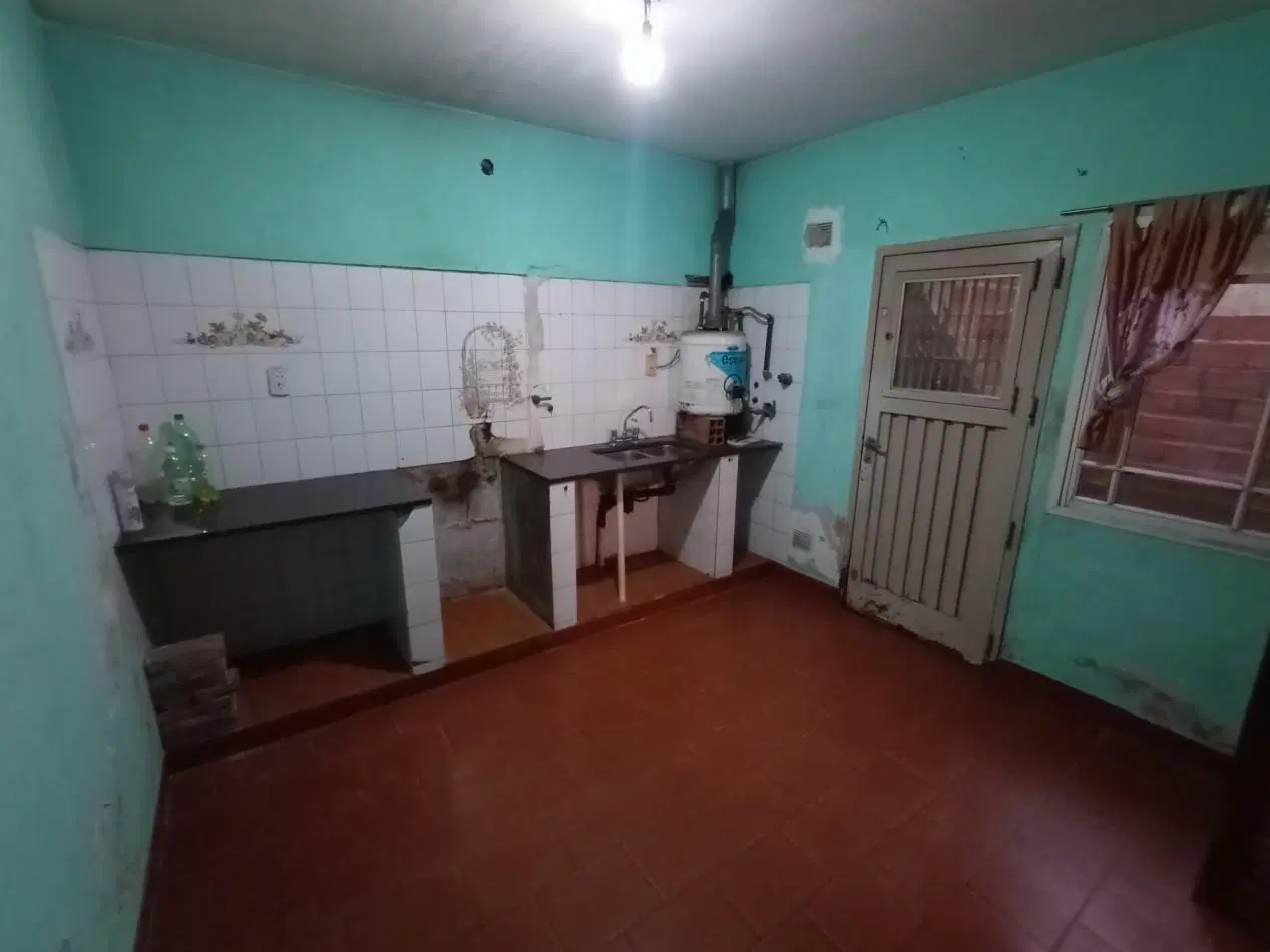 Venta de dos viviendas en block, Ing. Budge. 3