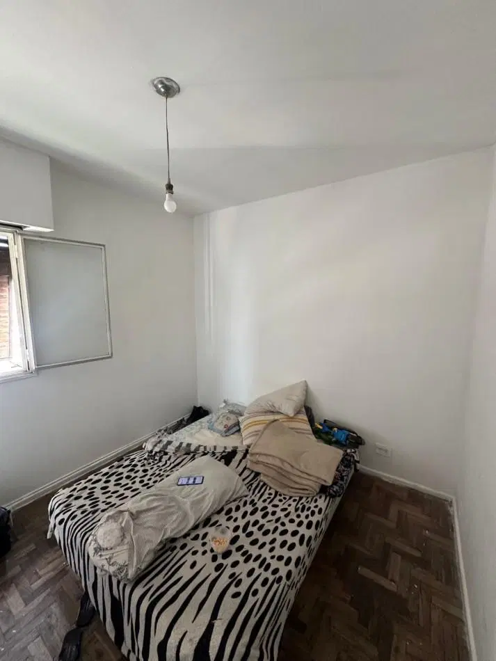 Venta departamento de 3 ambientes, Flores 5