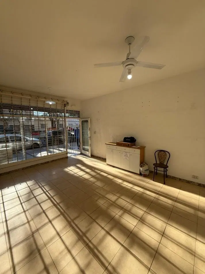 Venta local comercial, Villa Lugano 4
