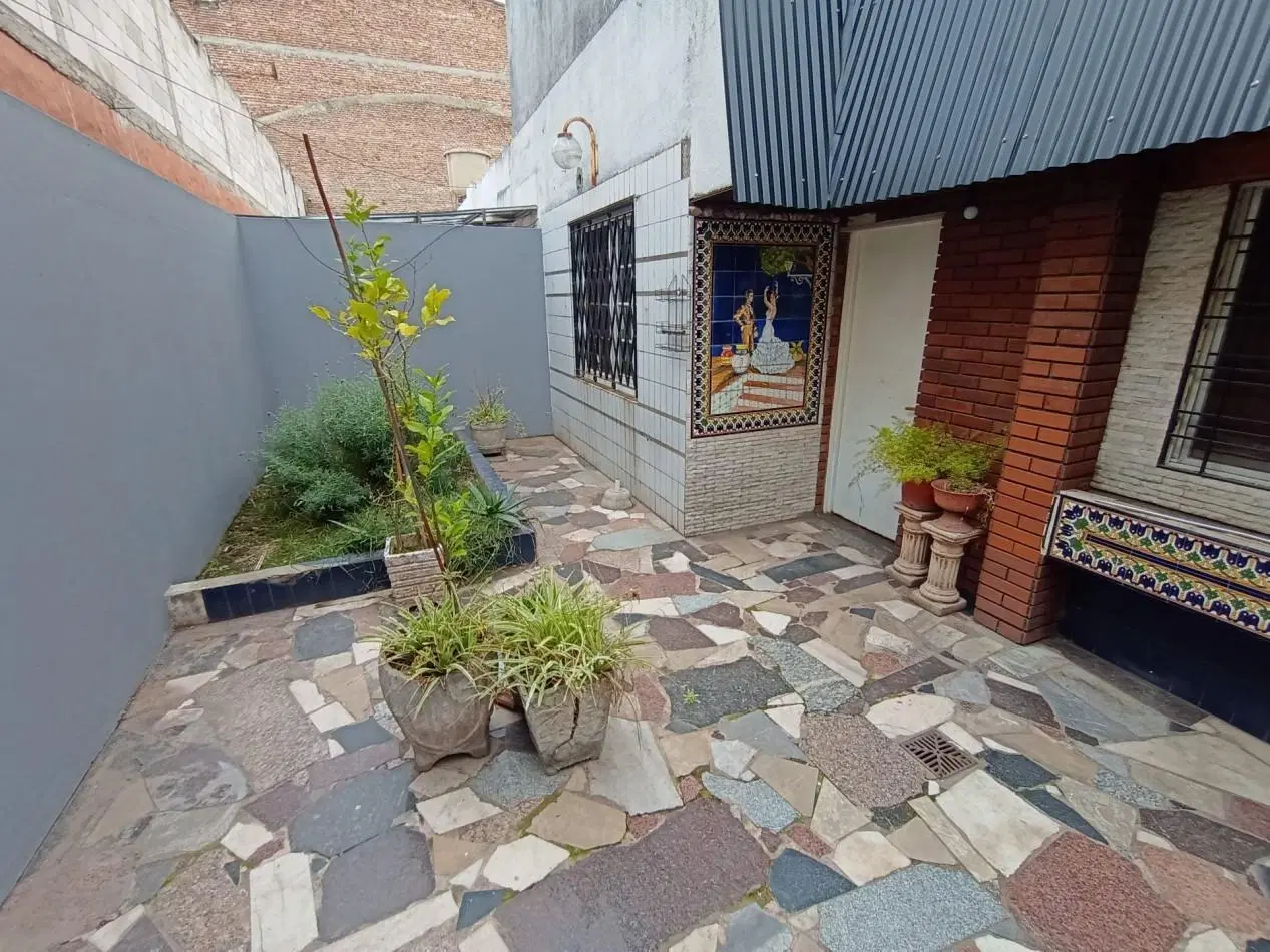 Alquiler PH 2 ambientes con patio, Villa Lugano. 2