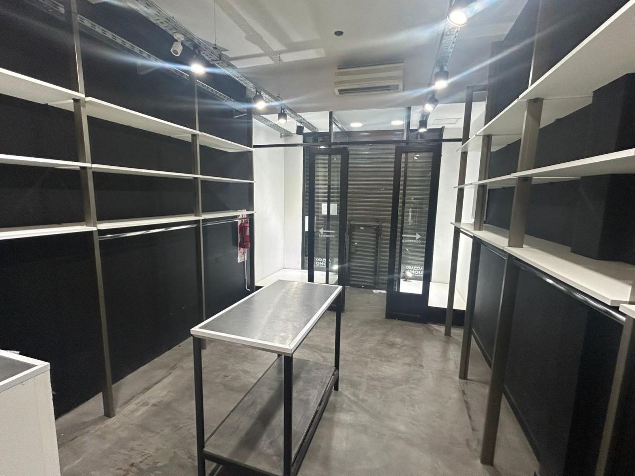 Foto de Alquiler Local comercial, centro comercial Chilavert, Villa Lugano, imagen 4
