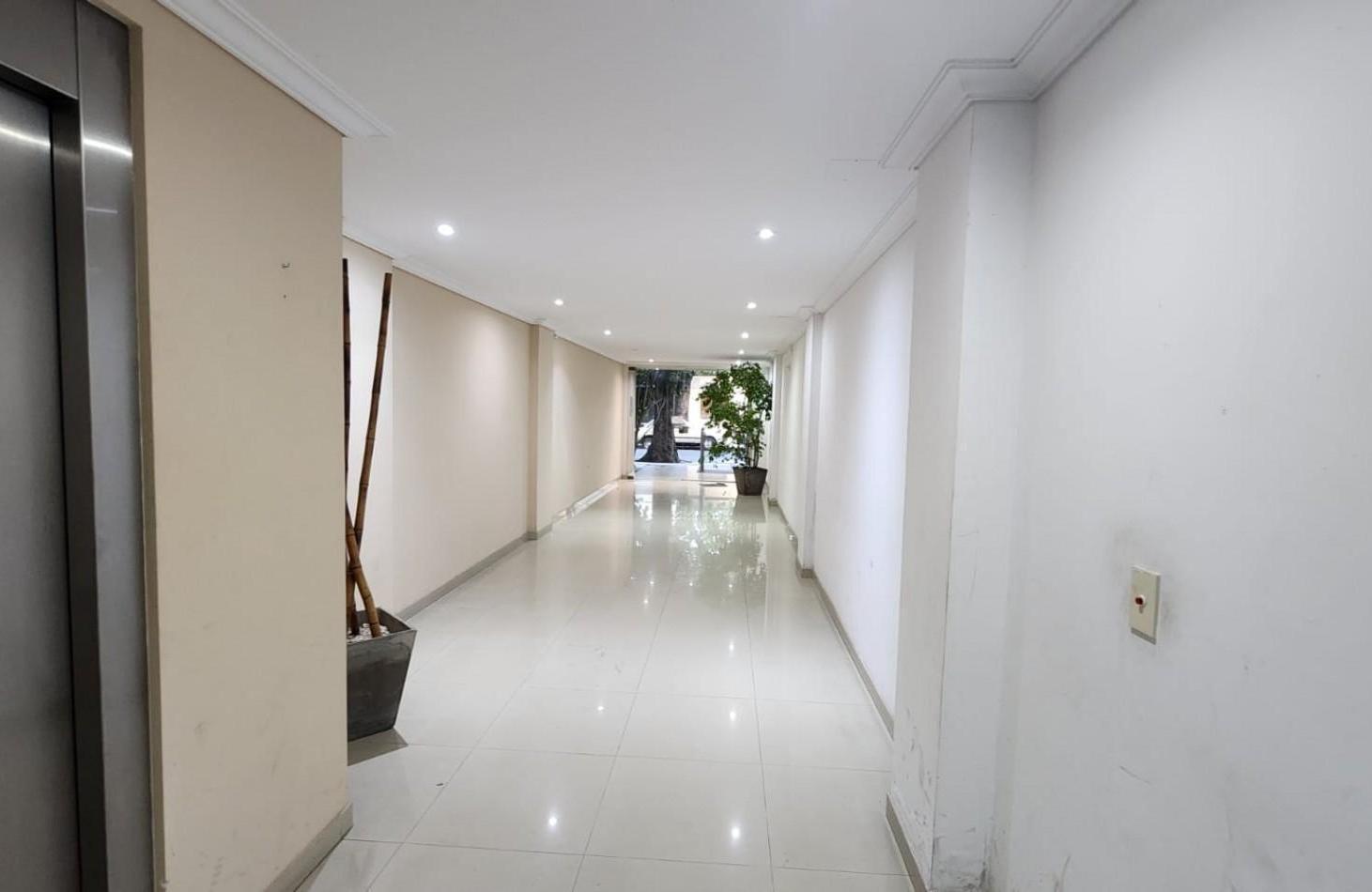 Foto de ALQUILER DEPARTAMENTO 2 AMBIENTES CON COCHERA Y PATIO, imagen 5