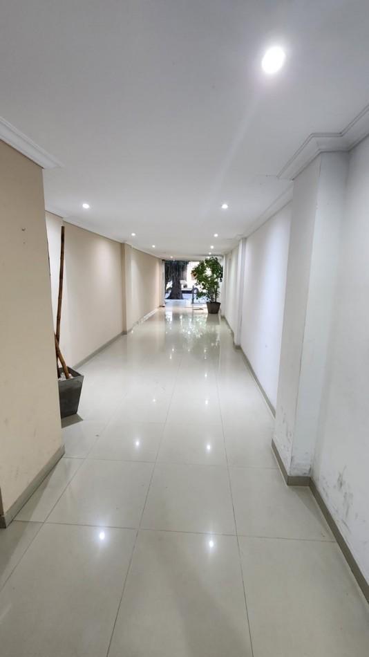 Foto de ALQUILER DEPARTAMENTO 2 AMBIENTES CON COCHERA Y PATIO, imagen 3