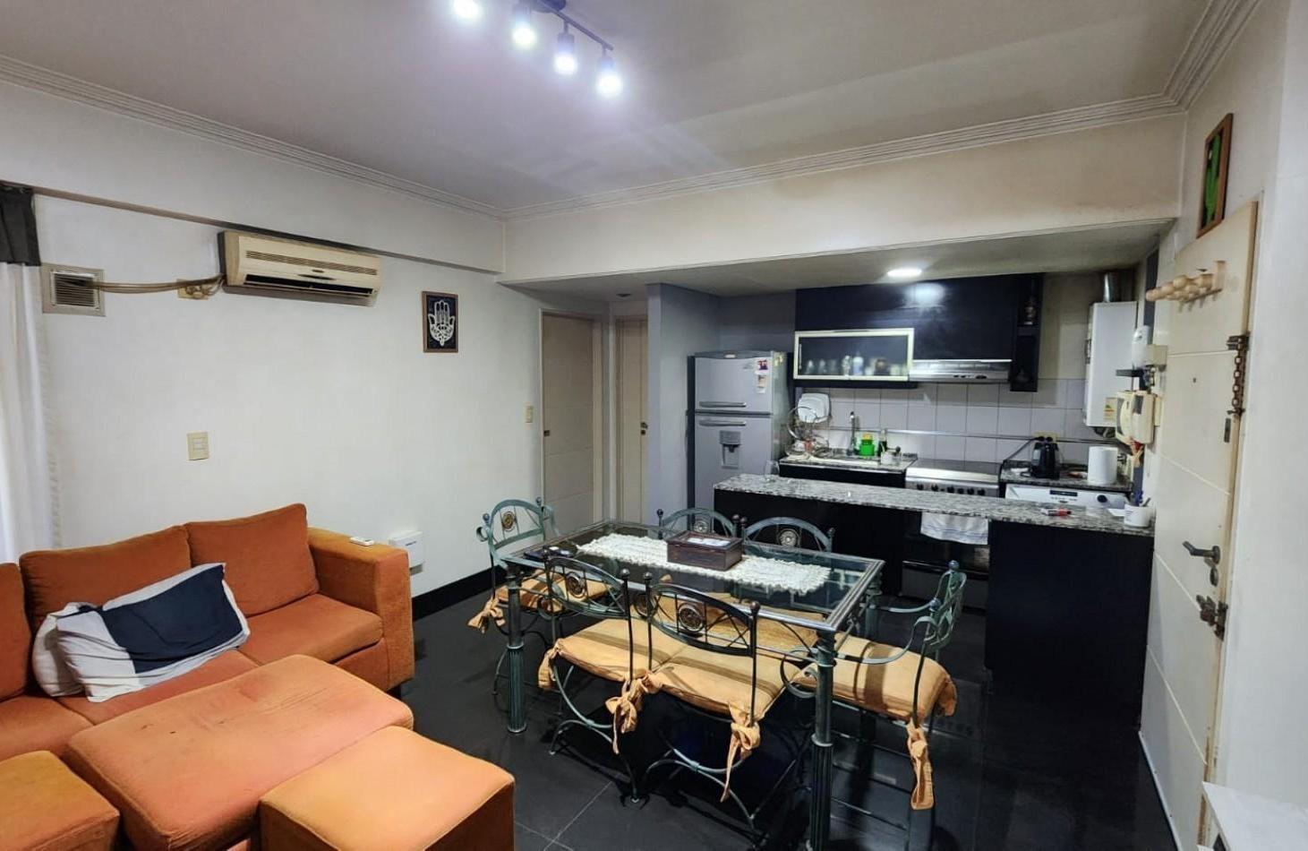 Foto de VENTA departamento 2 ambientes, con patio y cochera, Villa Lugano, imagen 2