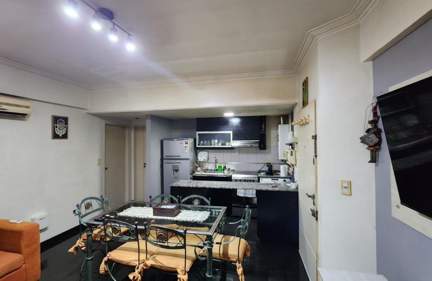 Foto de VENTA departamento 2 ambientes, con patio y cochera, Villa Lugano, imagen 1