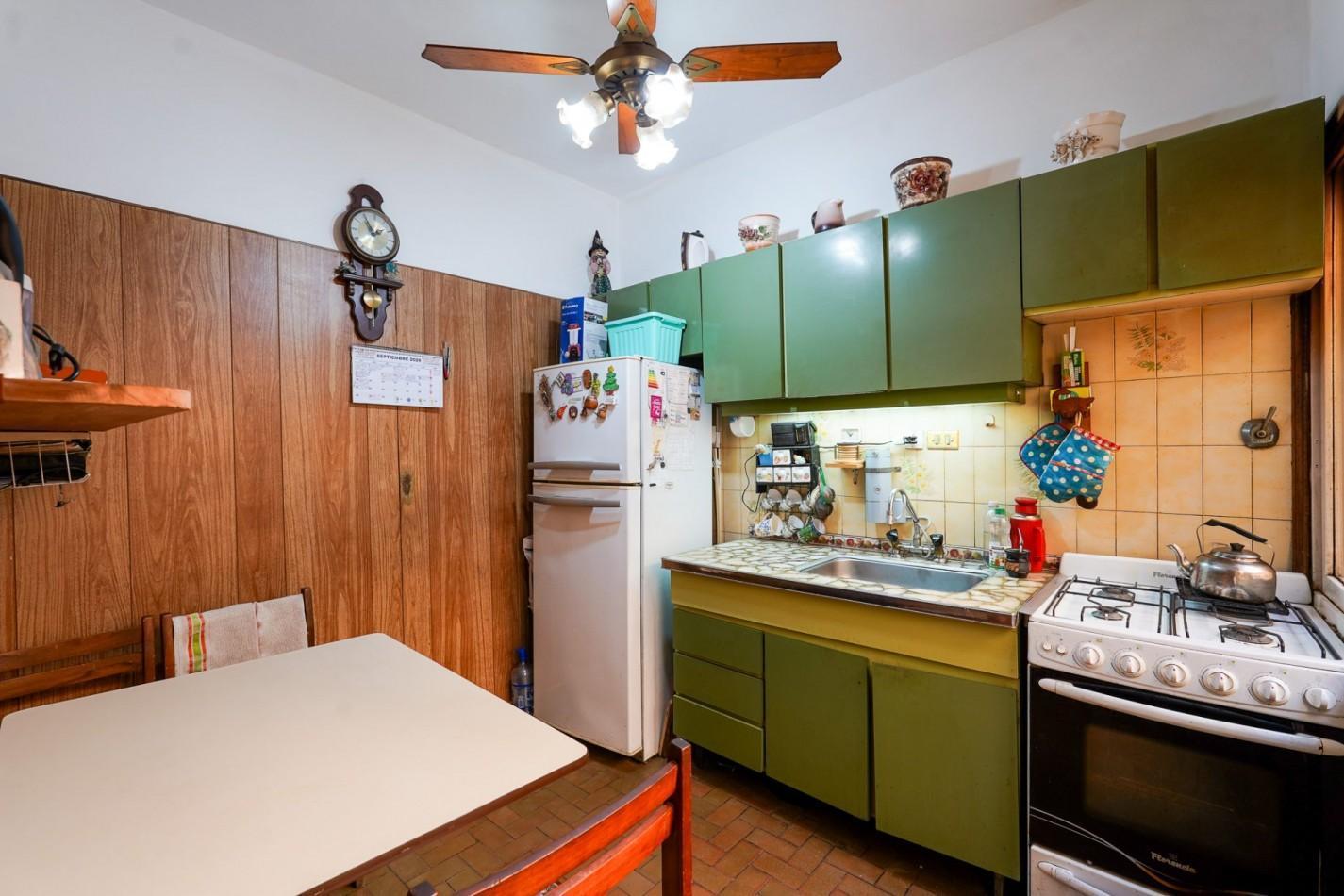 Foto de Venta PH 4 ambientes con quincho y cochera, Villa Lugano, imagen 5