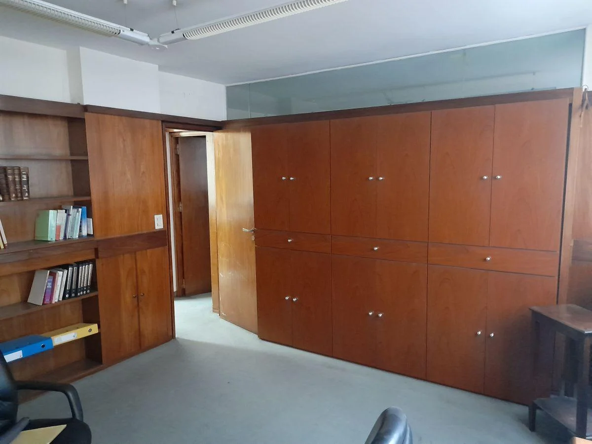 Foto de Excelente Piso de Oficinas, 150 m², Ideal Escribanía/estudio, imagen 3