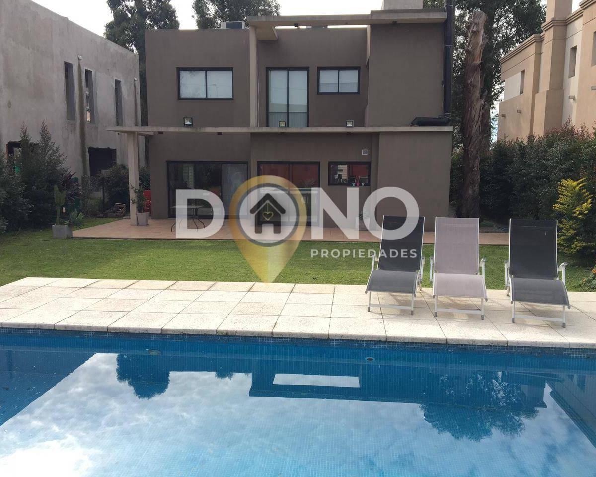 CASA 4 AMB BARRIO DORREGO QUILMES