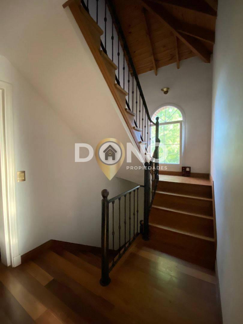 Foto de casa 5 dormitorios sobre 2 lotes al golf, imagen 2