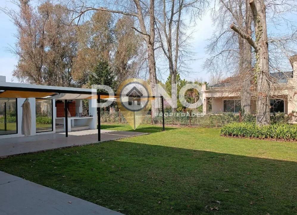 Casa 6 Ambientes. | Abril - Berazategui 3