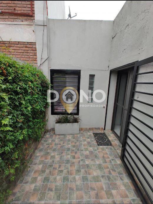 Casa 5 Ambientes. | Av Hipolito Yrigoyen Al 5500 1