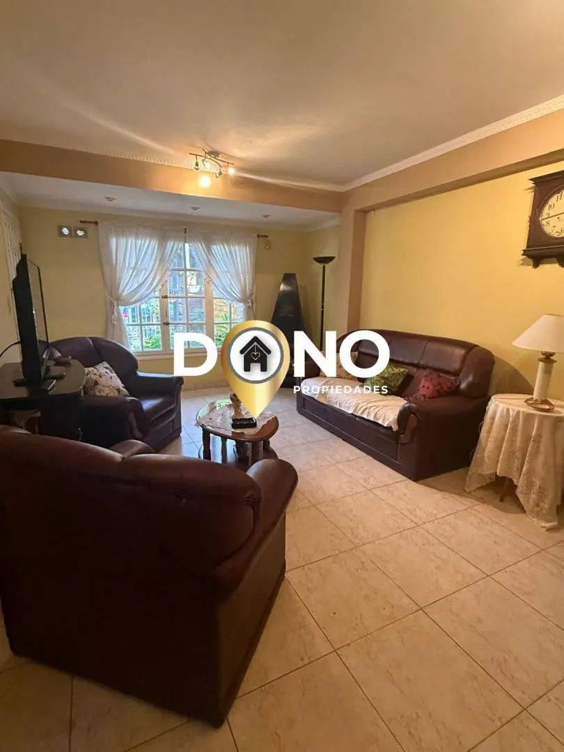 Casa 7 ambientes 5 dormitorios. | Dorrego al 800 3