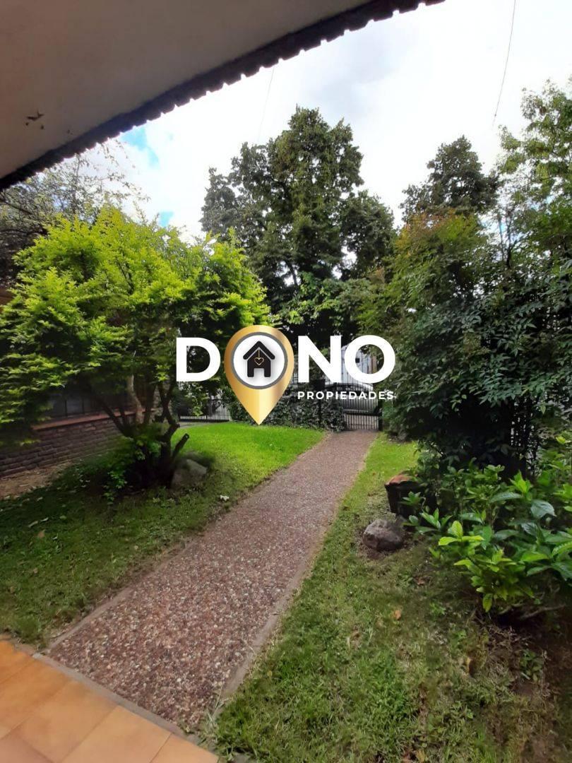 Foto de CASA 4 AMBIENTES CON JARDIN Y COCHERA, imagen 1
