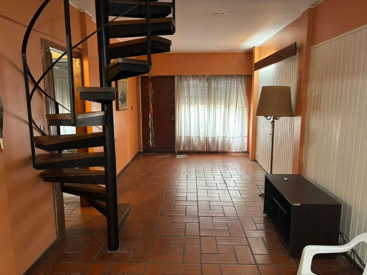 PH de 3 ambientes en venta en Barrio Don Bosco 4