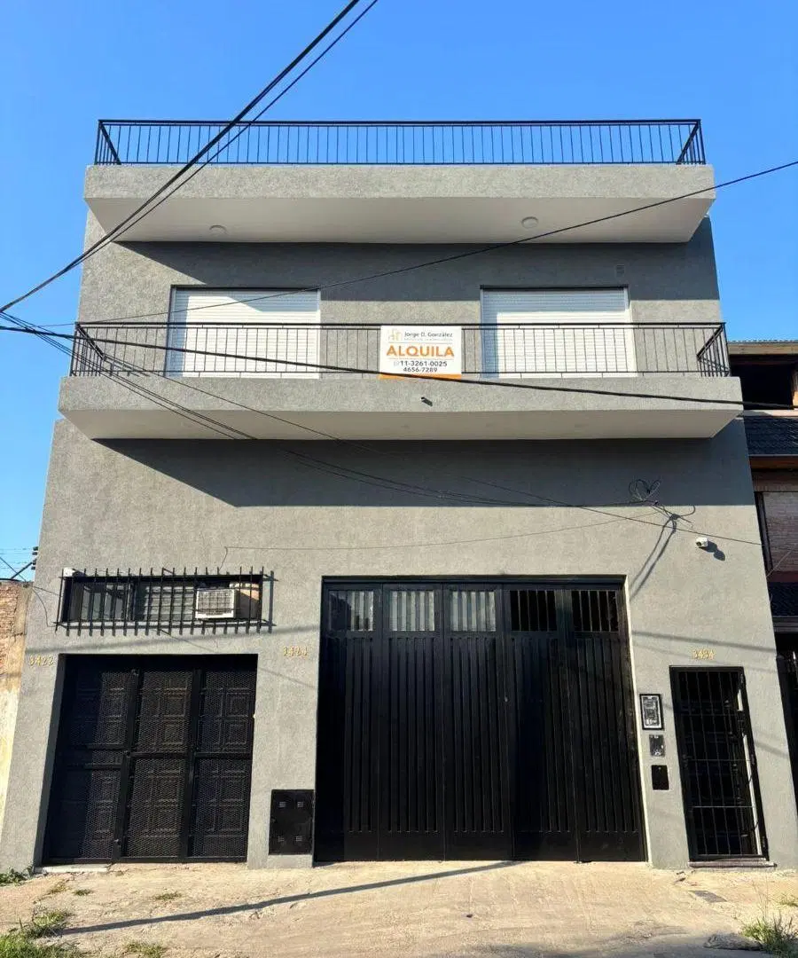 Galpon de 208 m2 en alquiler en San Justo 2