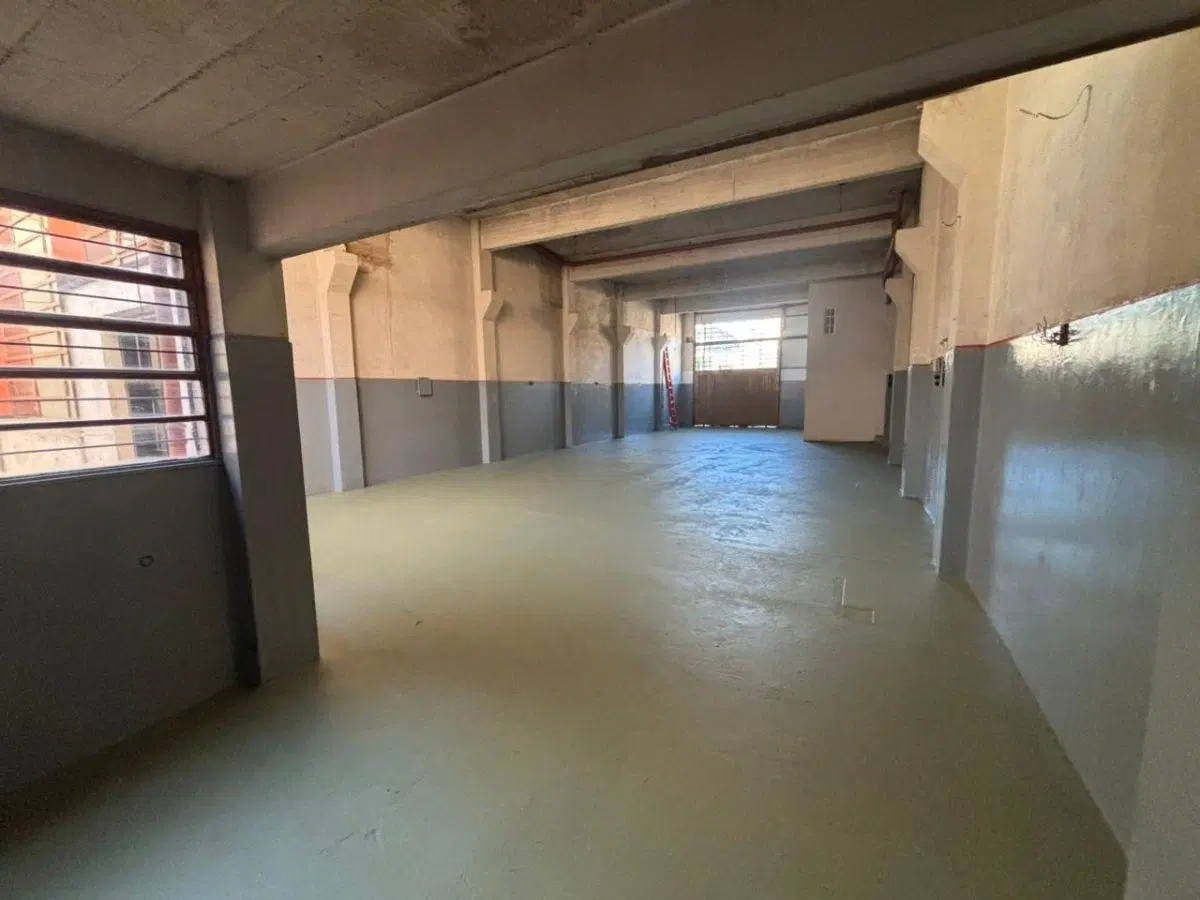 Galpon de 200 m² en alquiler en Ramos Mejia 5