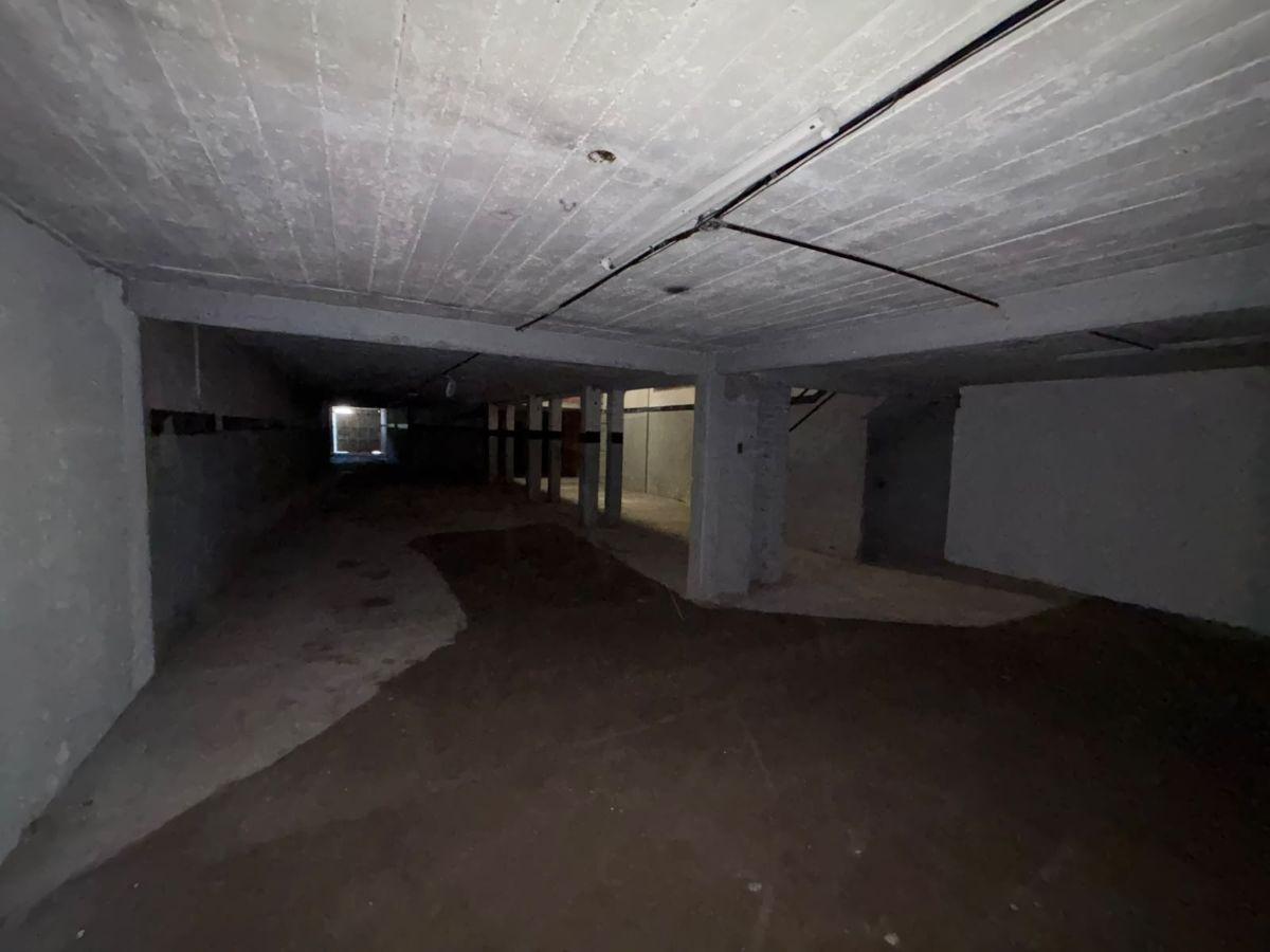 Foto de Galpon de 350 m² en alquiler en Lomas del Mirador, imagen 3