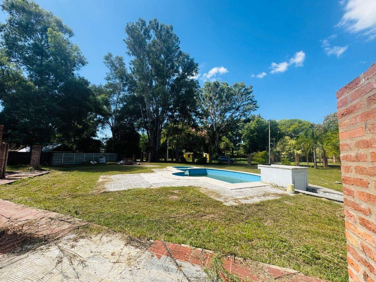 Gran Terreno, Piscina y Casa/quincho a Refaccionar 4