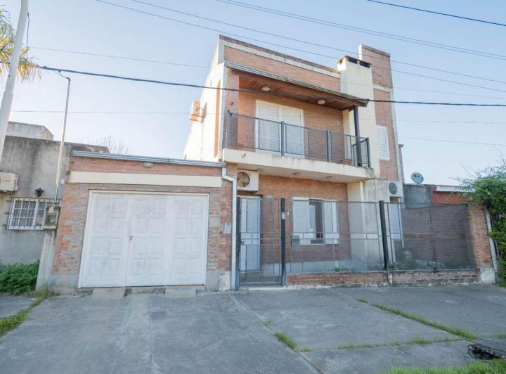 CASA EN VENTA EN SAUCE VIEJO 3