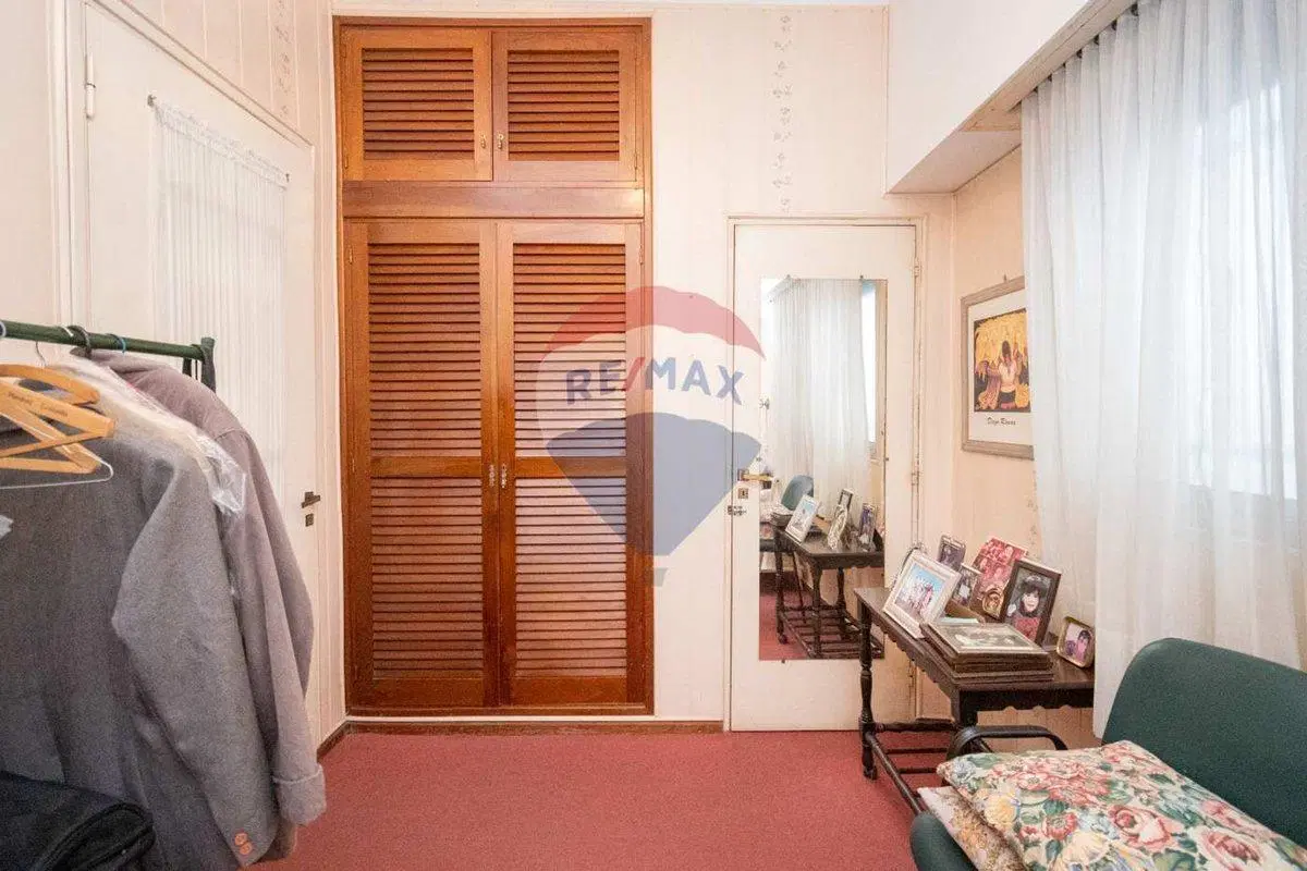 Casa en Venta 2 dormitorios- Zona Legislatura 4
