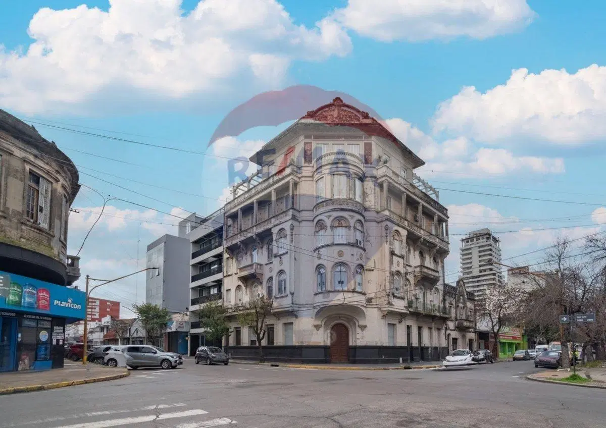 VENTA DE DEPARTAMENTO EN PRIVILEGIADA UBICACION 4